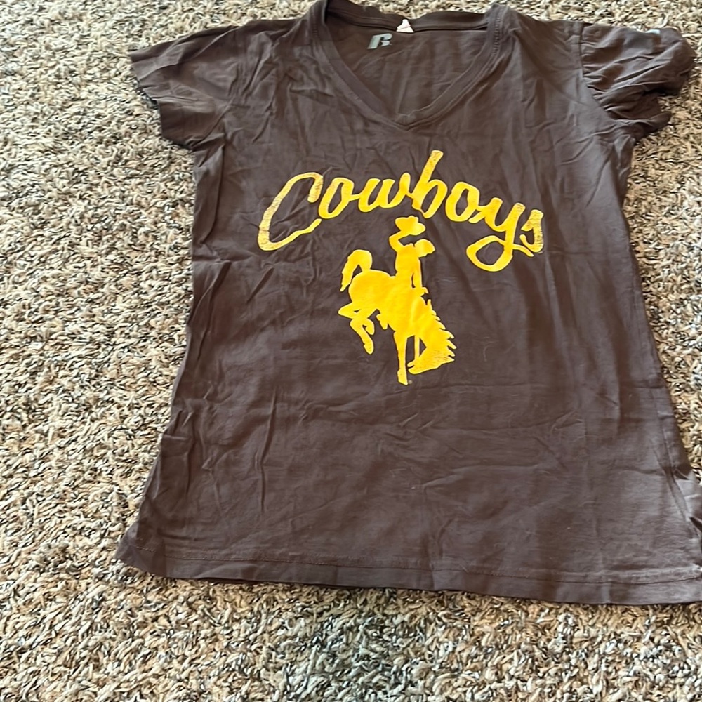 Wyoming cowboys tee
